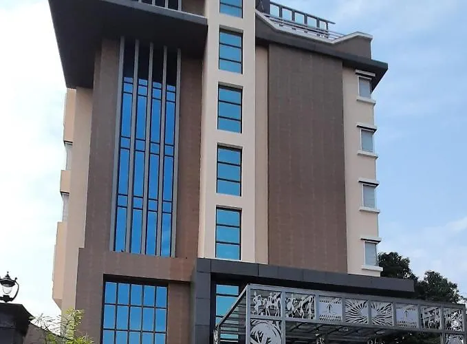The Pinnacle Inn Sarnath