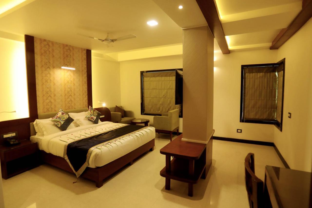 Hotel The Pinnacle Sarnath Varanasi